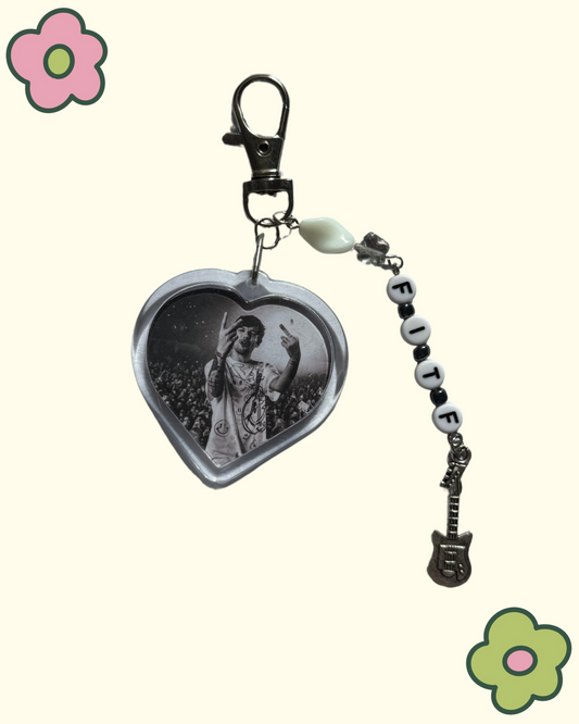 louis tomlinson keychain